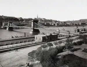 Chain Bridge Hungary Drucke: Bridge of Chains in Budapest