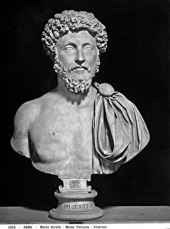 Drucke von Busto des Markusevangelisten im Vatican-Museum in der Stadt des Heiligen Petrus Antike Zivilisationen Drucke: Vatikanische Museen, Säulensaal