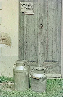 Traditional Farming Tools Drucke: Cans for milk