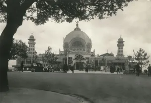 Historic Transportation Methods Drucke: The Casino in Nice