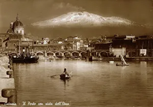 Land Drucke: Catania port view aetna volcano postcard