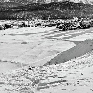 Engadiner Landschaft bei Celerina mit Schnee
