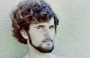 Young Male Portraits Drucke: Close up of young boy
