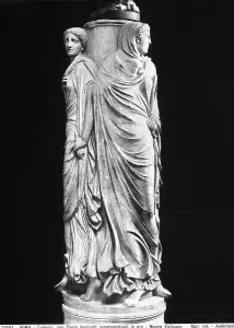 Greco Roman Mythology Figures Drucke: Column with dancing figures representing the Hours, preserved in the Vatican Museums