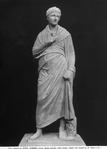 Ancient Civilization Portraits Drucke: Copy of an original Hellenistic statue, in the National Museum of Athens