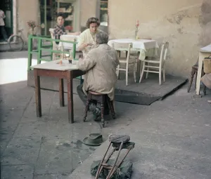 Florence Street Scene Drucke: Customers at a table, Florence