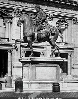 Marcus Aurelius Statue Drucke: Equestrian statue of Marcus Aurelius seen in profile