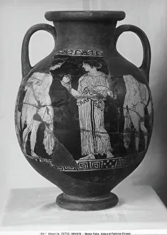 Etruscan Amphora Drucke: Etruscan amphora with anthromorphic figures, in the Faina Museum in Orvieto