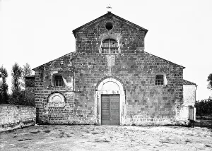 Romanesque Cathedral Architecture Drucke: The faade of the Romanesque cathedral of Calvi Risorta, in the province of Caserta