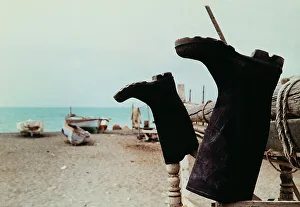 Italian Coastal Landscape Drucke: Fisherman's boots
