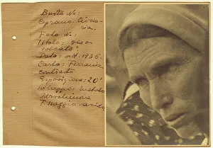 European Folk Costume Drucke: Furrowed Face
