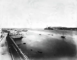 Cuban Architecture Drucke: The Havana's harbour in Cuba