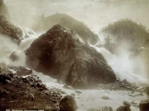 Norwegian Waterfalls Drucke: An imposing waterfall in Norway