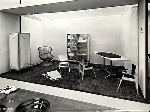 Elemente der Inneneinrichtung des Architekten Franco Albini, vorgestellt auf der 9. Triennale von Mailand im Jahr 1951