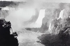 Blick auf Wasserfälle in der Natur