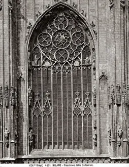 Stained Glass Artwork Europe Drucke: Large window, detail of Milan's Cathedral