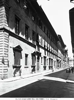 Piazza del Popolo, Via Maggio
