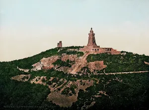 Rock Formations Germany Drucke: The monument to Emperor William I, collocated on a hill of Thuringia, Germany