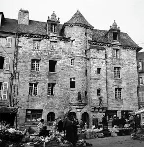 Historic Building France Drucke: The Palace of Landerneau
