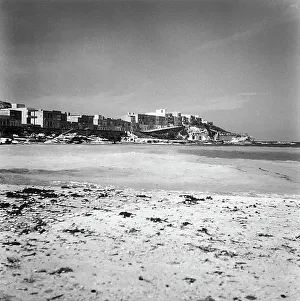 Mediterranean Beach Scene Drucke: A section of the Gozo Coast, Malta