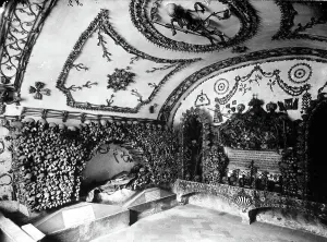 Cemetery of the Capuchins, First Chapel