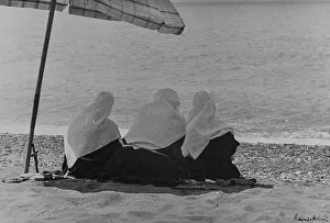Drei Schwestern am Strand