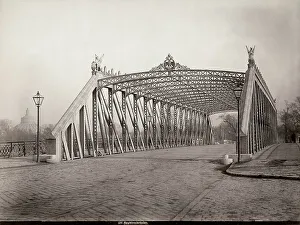 Civic Space Furnishings Drucke: Sofia Bridge, Vienna