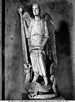 Christian Saint Statues Drucke: Statue representing St Michael, work preserved in the Church of St Michael, in Groppoli