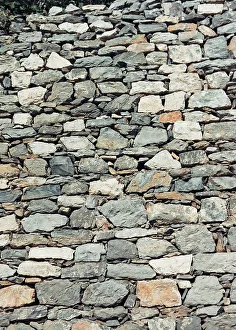 Architectural Photography Italy Drucke: Stone wall