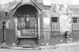 Natural Disaster Photography Drucke: The tabernacle of Via dei Malcontenti