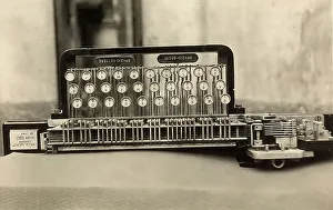 Vintage Communication Device Drucke: A teleprinter