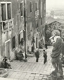 Historic Building Elements Drucke: Town staircase