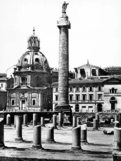 Imperial Roman Artwork Drucke: Trajan's Column, Rome. In the foreground