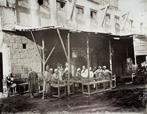 "Il Cairo" ist eine Stadt in Ägypten. Die Hauptstadt des Landes heißt Kairo und wird oft einfach als Il Cairo bezeichnet, weil sie die einzige große Stadt im ägyptischen Teil der Nil-Ebene ist