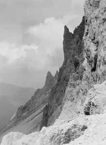 Rocky Alpine Landscape Drucke: View of the Alpe of Siusi