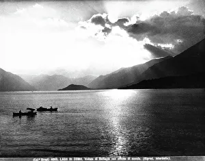 Italian Lake Scenery Drucke: View of Bellagio with cloud effects