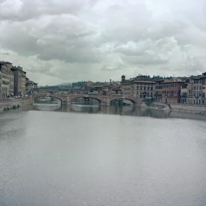Arno River View Drucke: View of Florence with river Arno