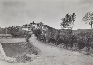 Italian Village Architecture Drucke: View of Genzano