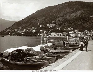 Lake Como Landscape Photography Drucke: View of the harbour of Como