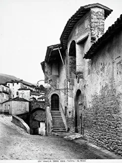 Italian Urban Landscape Drucke: View of Via Moiano, Assisi
