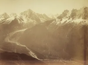 Snow Capped Mountain View Drucke: View of a mountain-scape