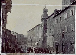 Vintage Street Scene Photography Drucke: View from above of Piazza Garibaldi