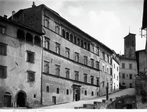 Bell Tower Structure Drucke: View of Spoleto