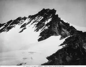 Mountain Climber In Snow Drucke: View of the summit of Gran Serce in Piemonte