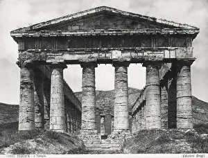 Greek Art And Architecture Drucke: Front view of the Temple of Segesta, in Segesta