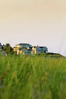 American Beachfront Property Drucke: Massachusetts, Cape Cod, Chatham Lighthouse beach, beachfront private homes