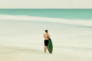 Schürfer am Strand