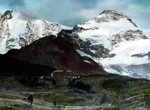 Blick auf die höchste Stelle des Simplonpasses mit dem Hübschhorn, Schweiz 1930er Jahre.