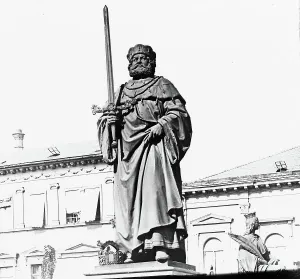 Martin-Luther-Denkmal in Worms mit Skulptur von Friedrich dem Weisen, Kurfürst von Sachsen