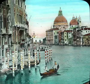 Gondola Transportation In Venice Drucke: Venedig